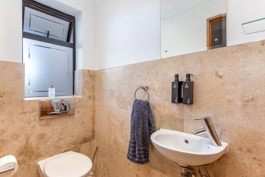 3 Bedroom Property for Sale in Pearl Valley at Val de Vie Western Cape